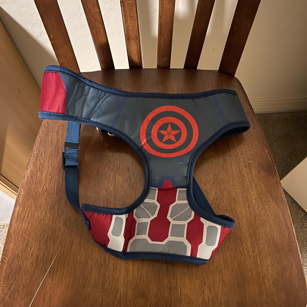 Marvel Capital America large dog harness.